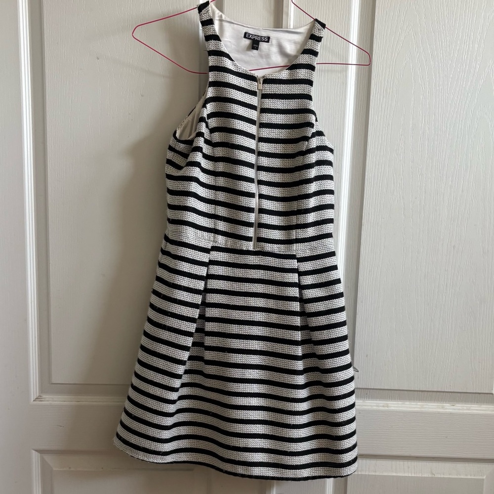 Express‎ Black and White Striped Dress with Front Zipper